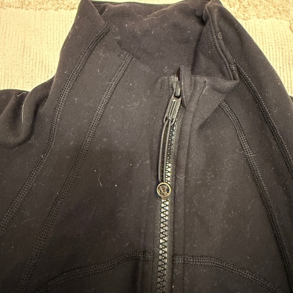 Lululemon Define Jacket
Black size 6 - Picture 4 of 7